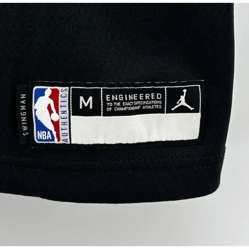 Nike Giannis Antetokounmpo #34 Milwaukee Bucks Statement Edition Jersey Medium